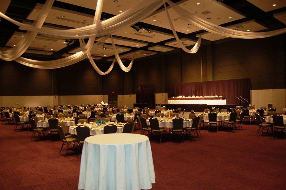 Hilton Fort Wayne At The Grand Wayne Convention Center (Adults Only) Zaplecze biznesowe zdjęcie