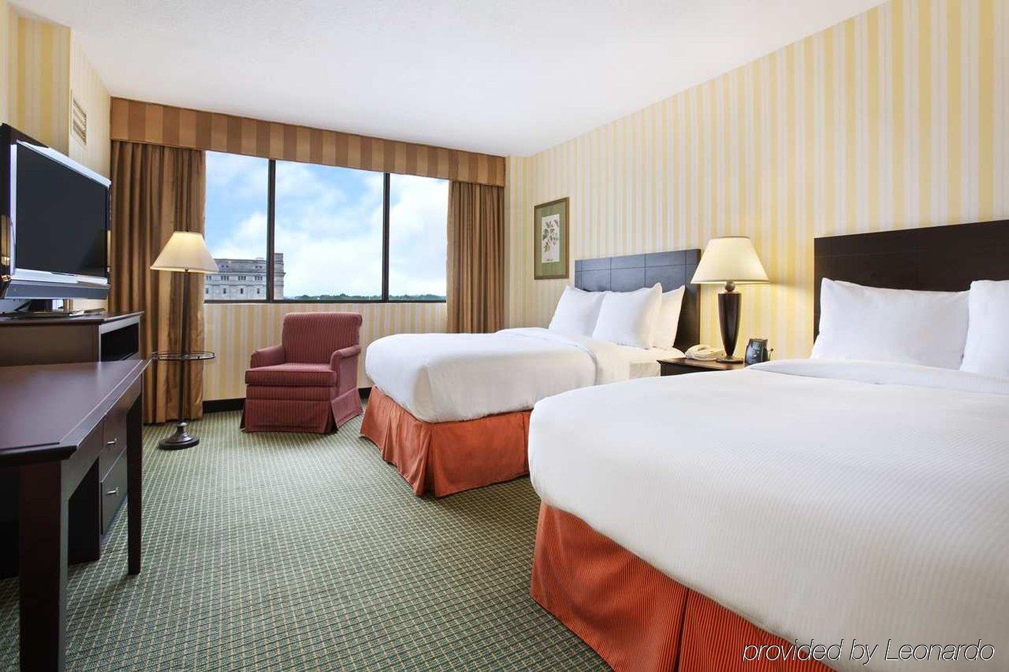 Hilton Fort Wayne At The Grand Wayne Convention Center (Adults Only) Pokój zdjęcie