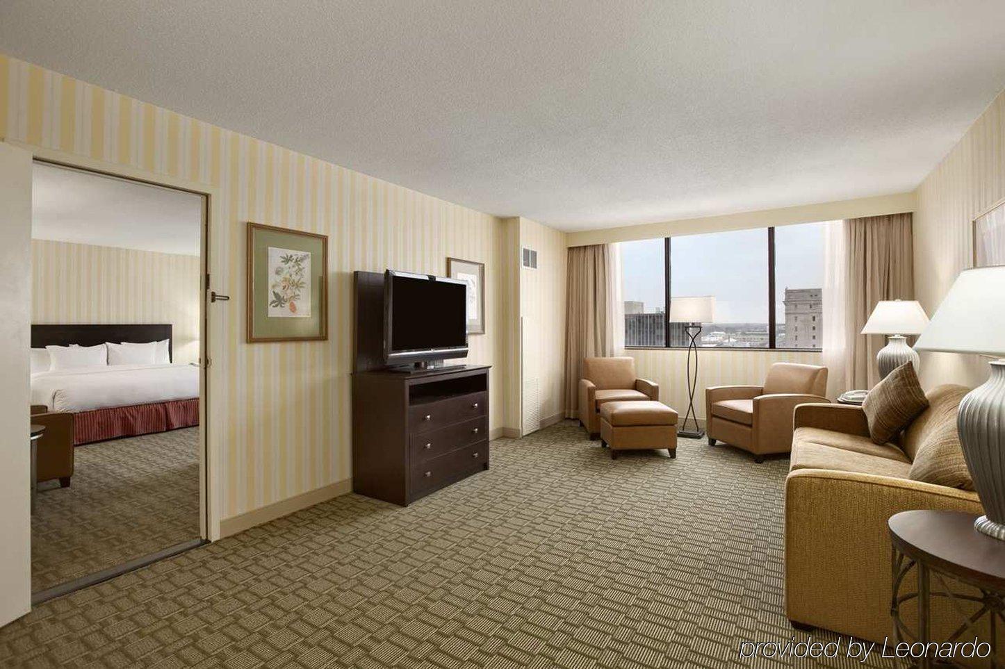 Hilton Fort Wayne At The Grand Wayne Convention Center (Adults Only) Pokój zdjęcie