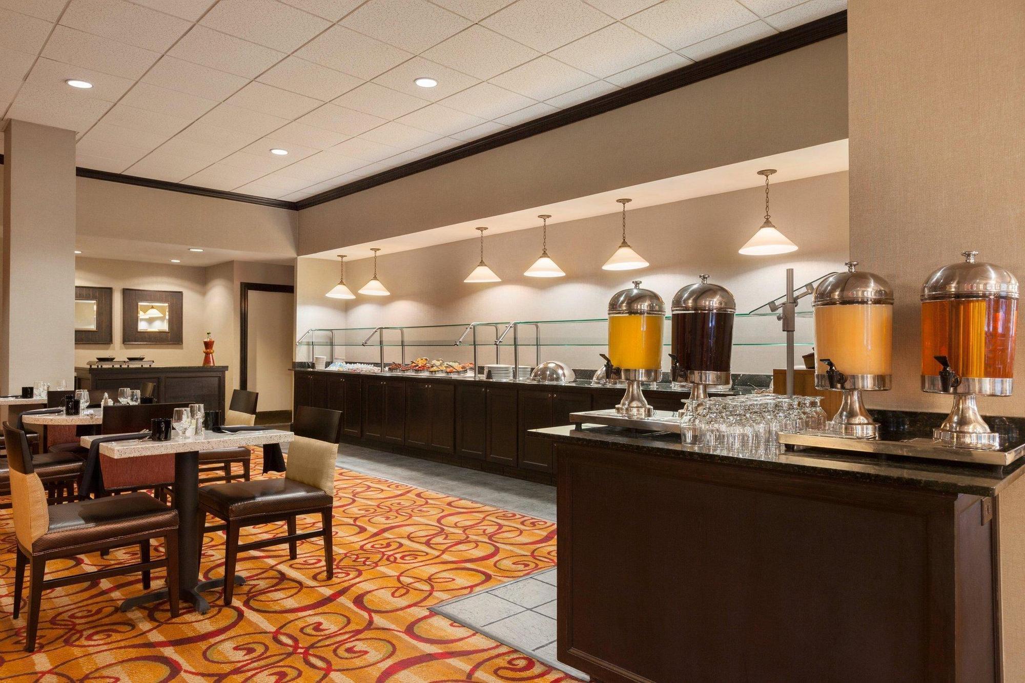 Hilton Fort Wayne At The Grand Wayne Convention Center (Adults Only) Zewnętrze zdjęcie